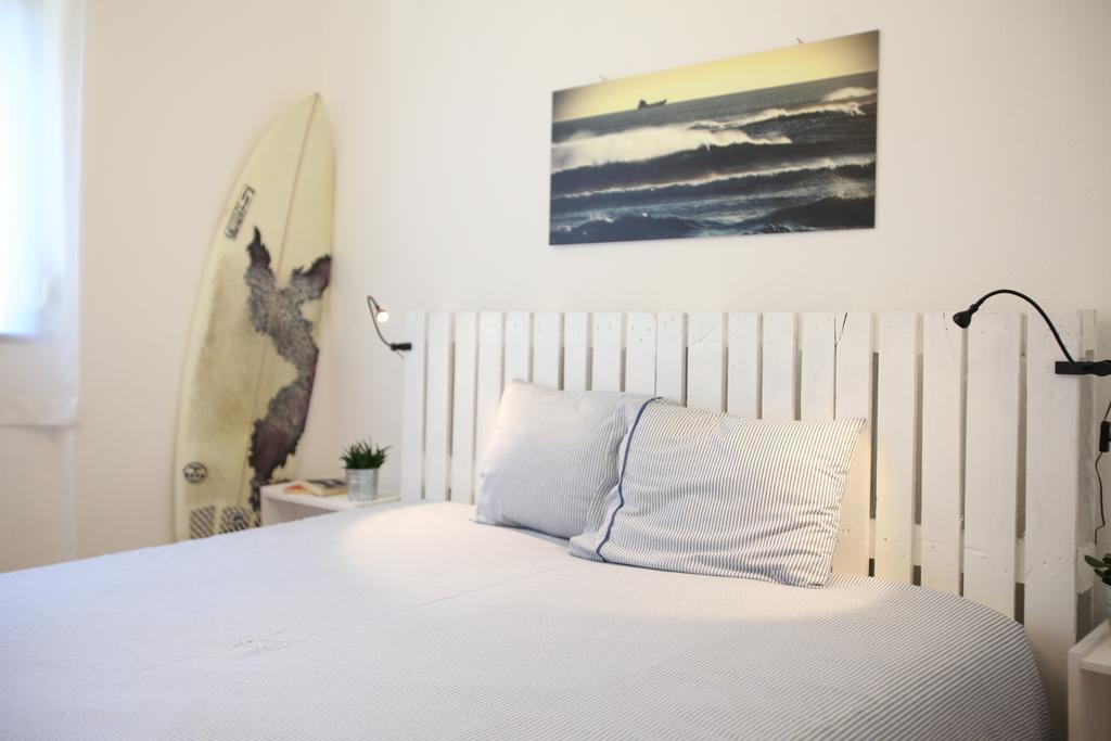 Moka Surfhouse Ericeira Room photo